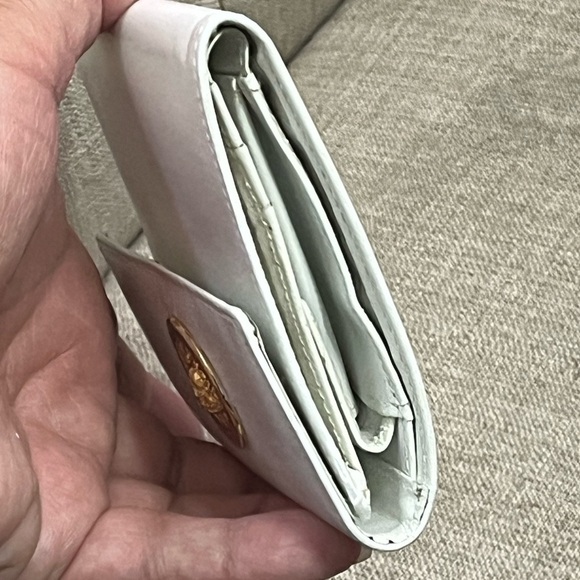 Versace - Gianni Versace vintage white leather Bi folded wallet - Picture 2 of 11